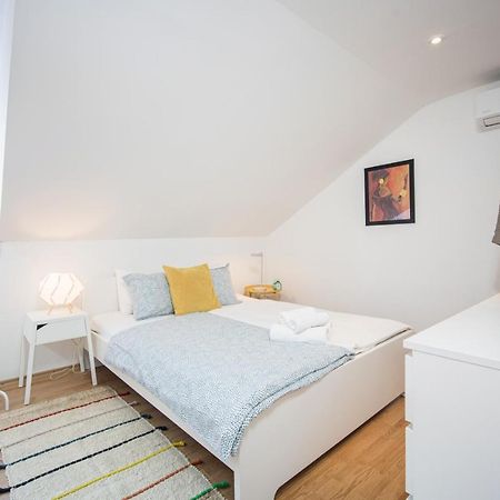 Top-Floor Apartment In Trogir Center Exteriér fotografie
